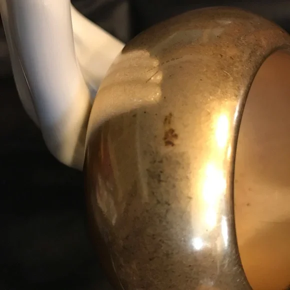 Vintage Designer Egyptian Born Ben Amun Gold tone Bangle - Picture 5 of 5